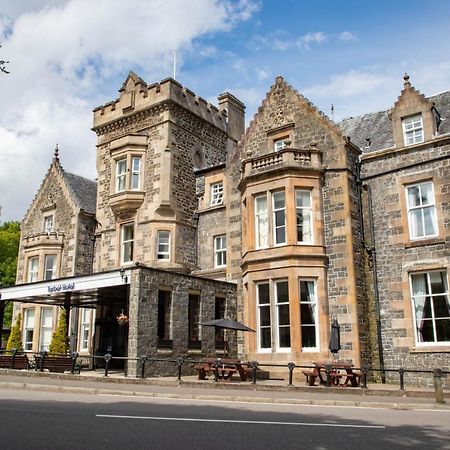 The Tarbet Hotel Exteriör bild